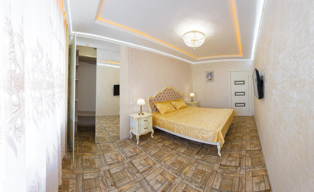 Apartment Near Railway Station Kyiv Exterior photo