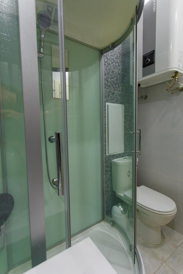 Apartment Near Railway Station Kyiv Exterior photo