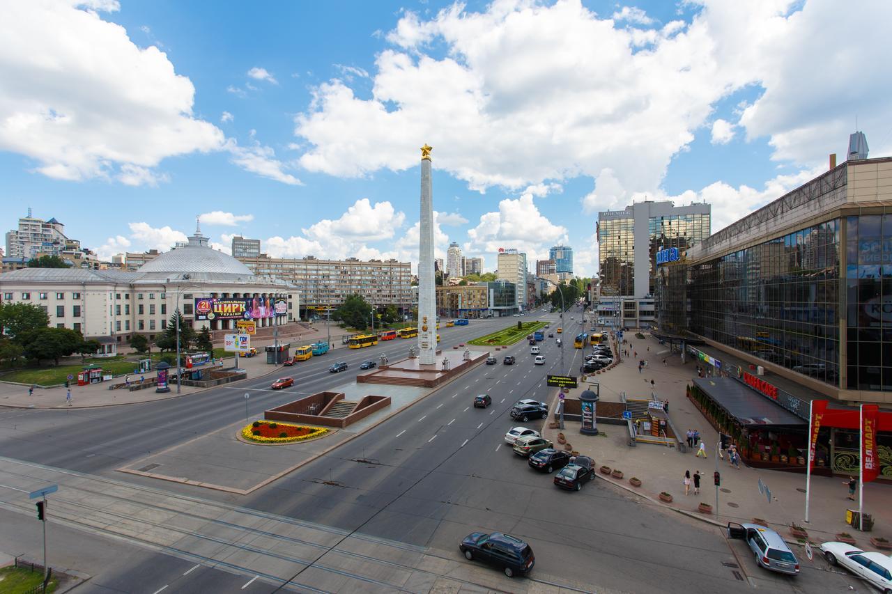 Apartment Near Railway Station Kyiv Exterior photo